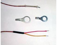 Cylinder head temperature thermocouple